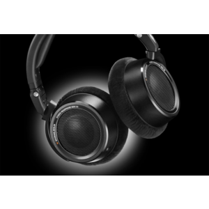 NDH-30-Black-Edition-Macro-5_Neumann-Headphone_G