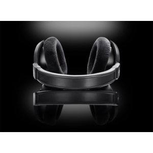NDH-30-Black-Edition-Lying-Flat_Neumann-Headphone_G
