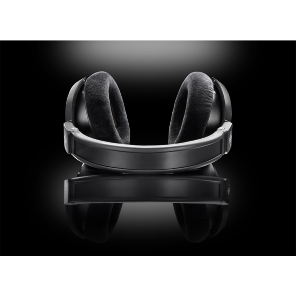 NDH-30-Black-Edition-Lying-Flat_Neumann-Headphone_G