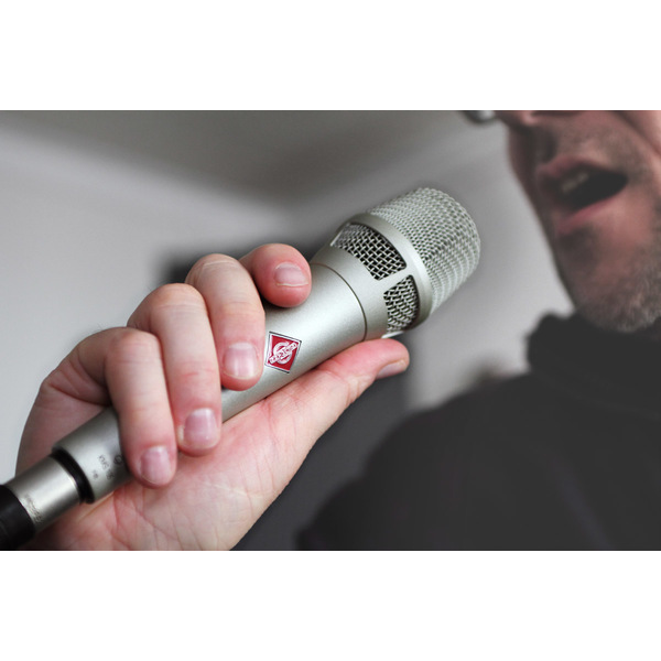 Neumann stage microphone KMS 105