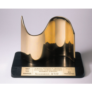 M_149_Tubex1_desktop_M-149-Tube-TEC-Award_Neumann-Studio-Tube-Microphone_G