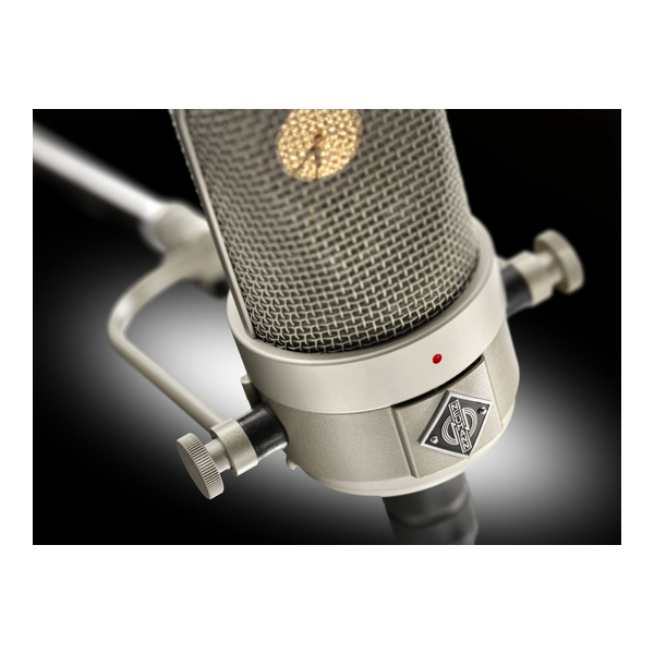 M_49_V_Setx1_desktop_M-49-V-Macro1_Neumann-Studio-Tube-Microphone_G