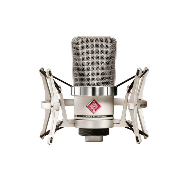 TLM_102x1_desktop_TLM-102-with-EA_Neumann-Studio-Microphone_G