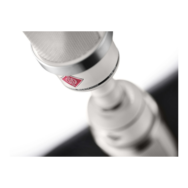 TLM_102_White_Editionx1_desktop_TLM-102-White-Edition-Macro5_Neumann-Studio-Microphone_G