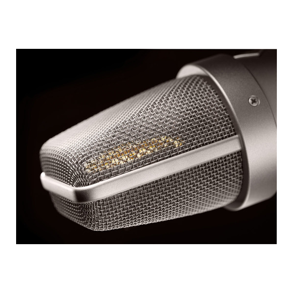 TLM_103x1_desktop_TLM-103-Macro-03_Neumann-Studio-Microphone_G
