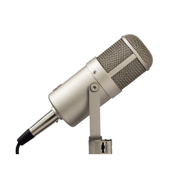 U_47_fet_ix1_desktop_U-47-fet-Side_Neumann-Studio-Microphone_G