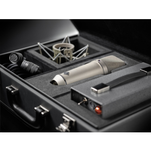 U_67_Setx1_desktop_U-67-CaseOpen-1_Neumann-Studio-Tube-Microphone_G