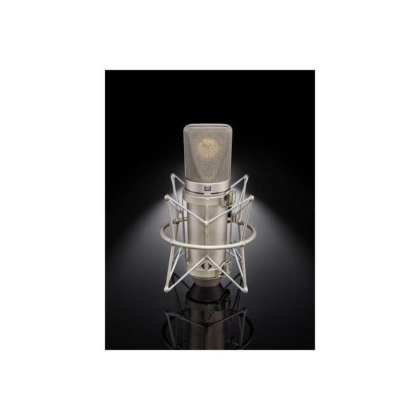 U_67_Setx1_desktop_U-67-with-Z-48-Frontal-Glow_Neumann-Studio-Tube-Microphone_G