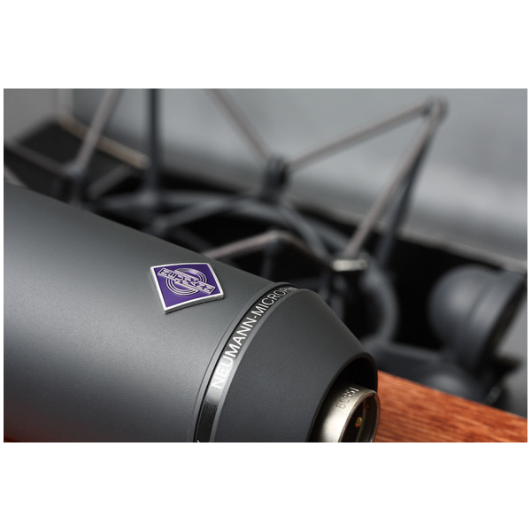 U_87_Aix1_desktop_U-87-Ai-mt-StudioSet_Neumann-Studio-Microphone_G
