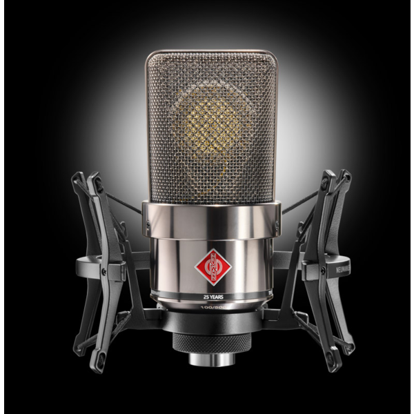 x1_TLM-103-25Years-Edition-with-EA-Frontal_Neumann-Studio-Microphone_G