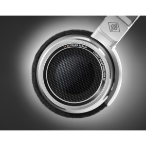 NDH-30-Macro-04_Neumann-Headphone_G