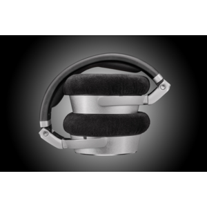 NDH-30-Folded_Neumann-Headphone_G