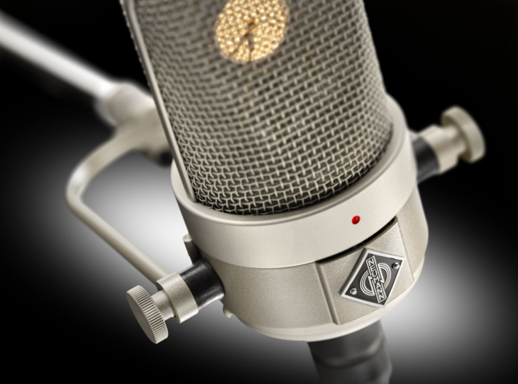 M-49-V-Macro1_Neumann-Studio-Tube-Microphone_G