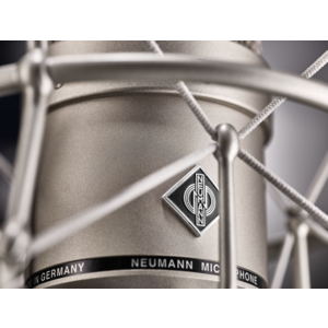 M-147-Tube-Macro-1_Neumann-Studio-Tube-Microphone_G