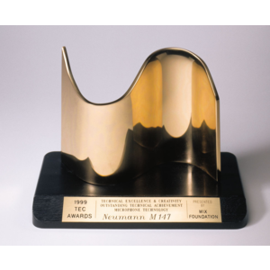 M-147-Tube-TEC-Award_Neumann-Studio-Tube-Microphone_G