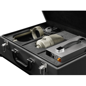 M-50-V-CaseOpen-2_Neumann-Studio-Tube-MicrophoneG