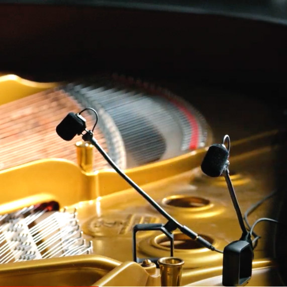 The Neumann MC 8 on Piano